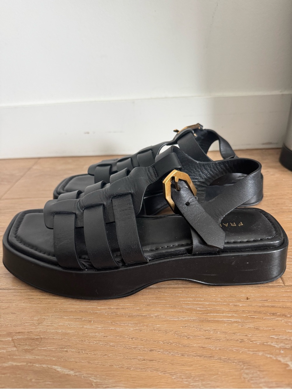 Frame Black Leather Gladiator Sandals